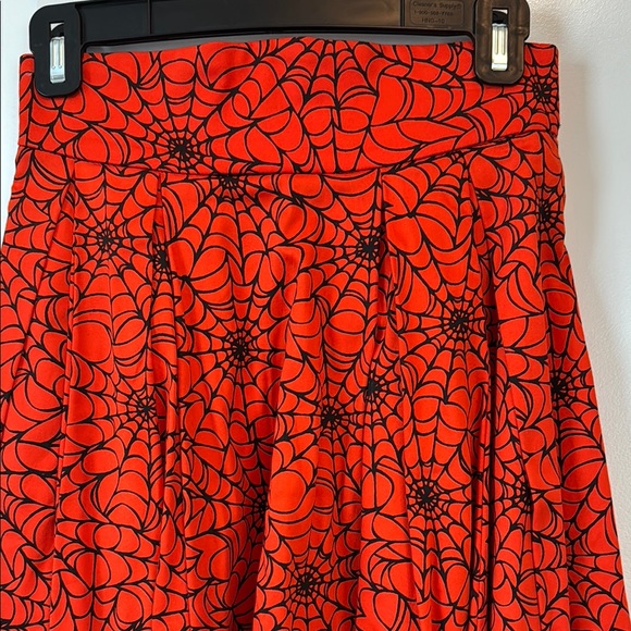 Pinup Couture Spiderweb Skirt Small like new - Picture 2 of 4